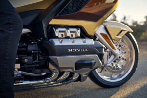 25YM HONDA GL1800 GOLD WING TOUR